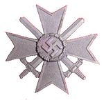 KVK I. Klasse mit Schwerter.jpg